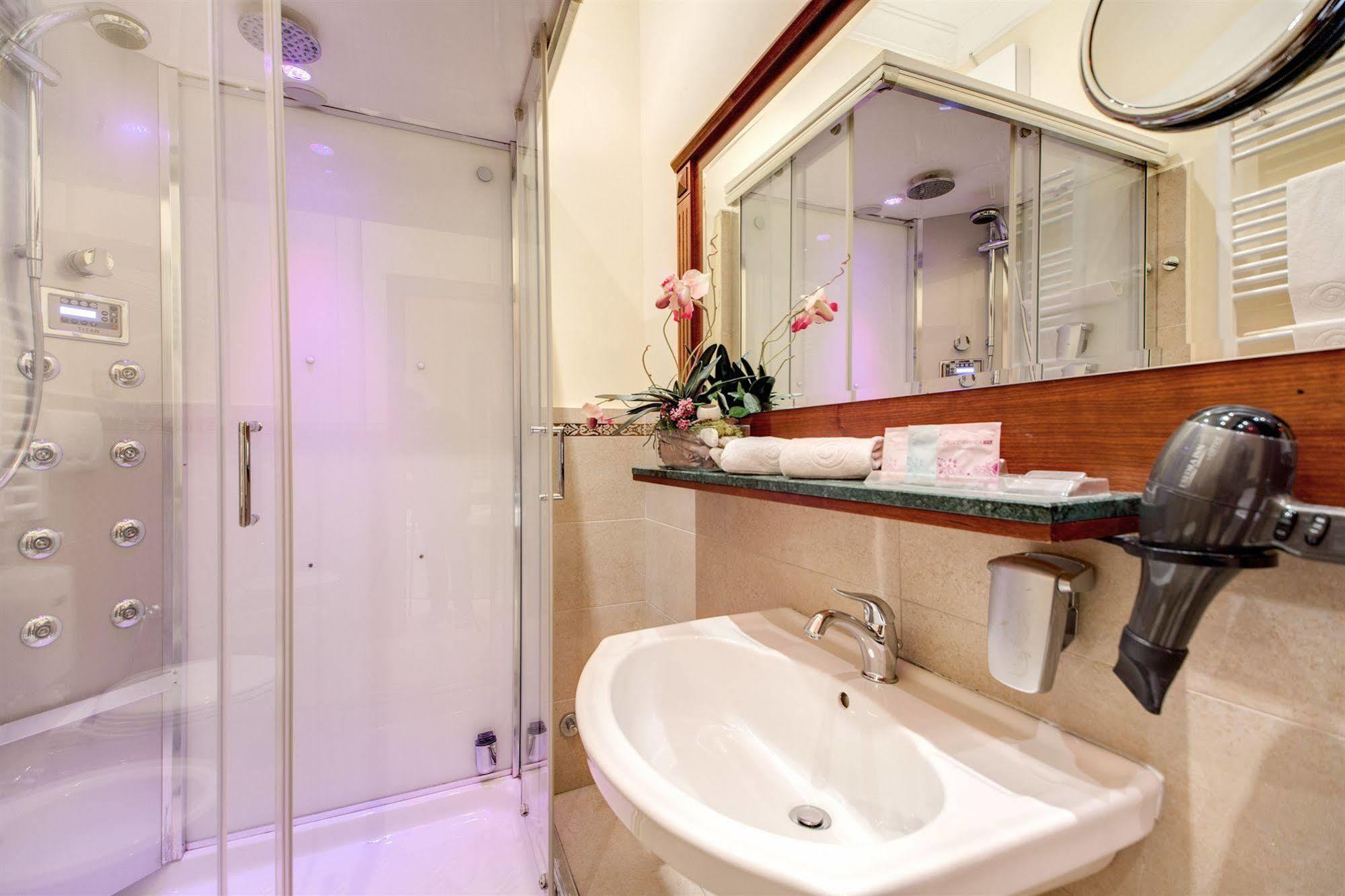 Esedra Inn Рим Экстерьер фото