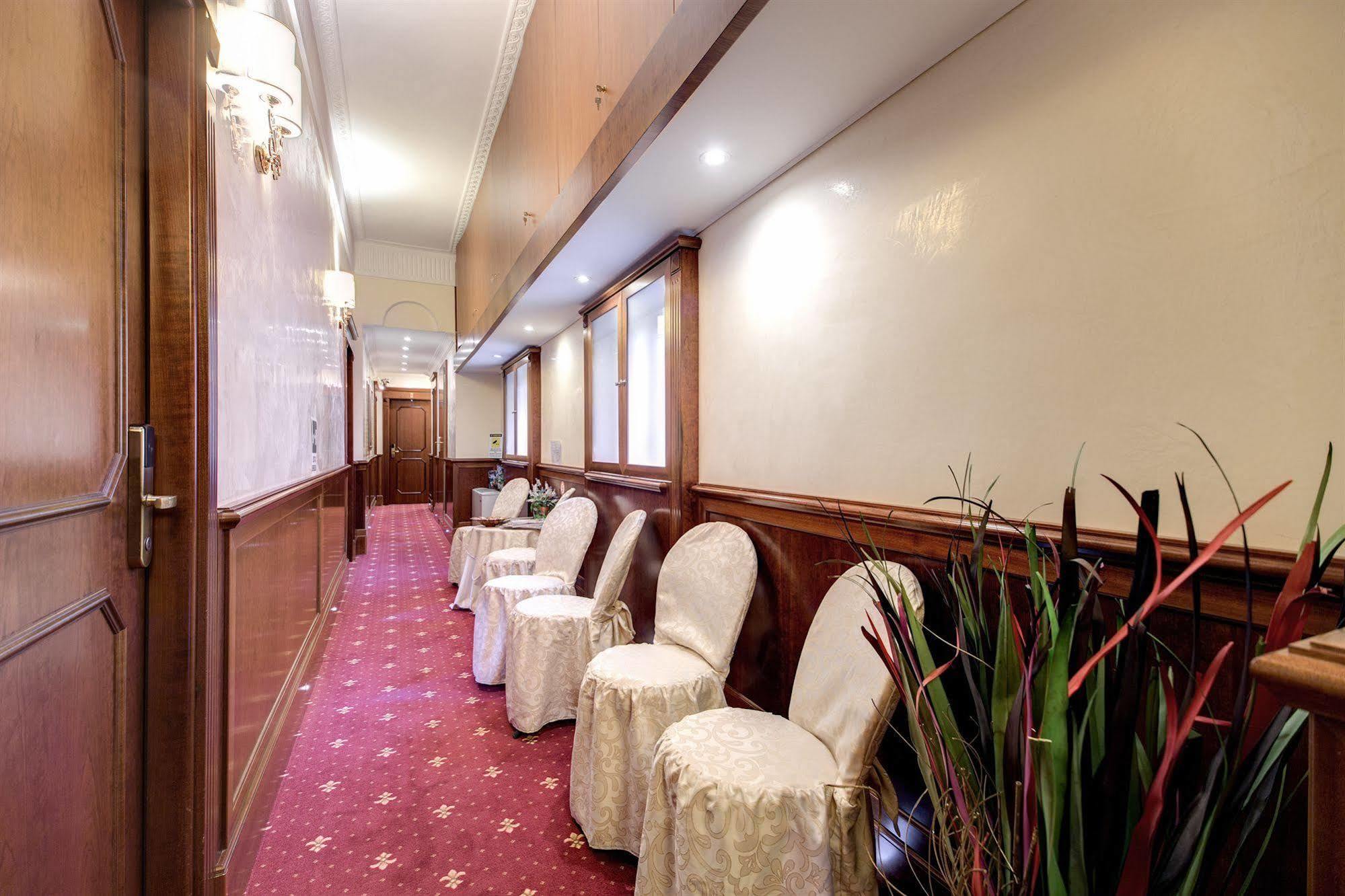 Esedra Inn Рим Экстерьер фото