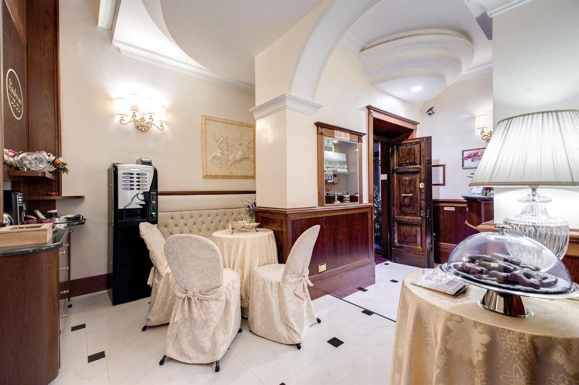 Esedra Inn Рим Экстерьер фото